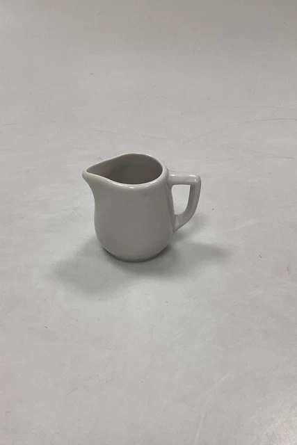 Royal Copenhagen Bianco Istituzione Piccolo Crema Brocca No 9616