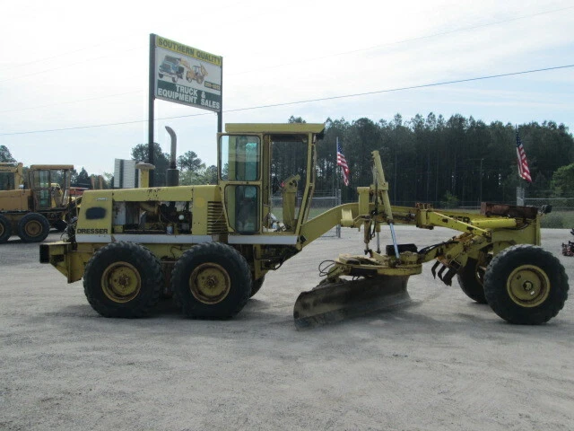 1990 Dresser 850 Motor Grader