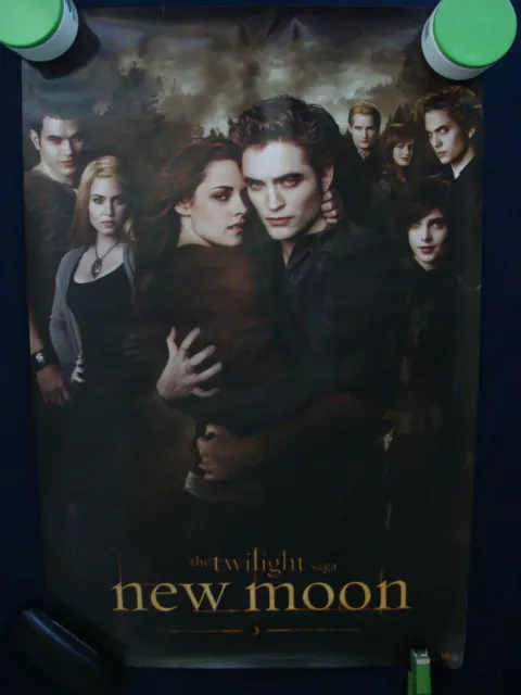 the twilight saga - new moon - movie poster