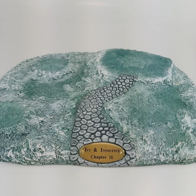 Ivy & Innocence Chapter IX (9) Display Base for 05300