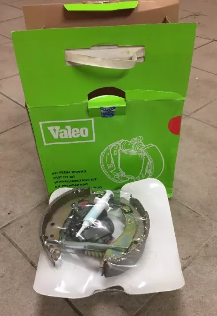 Valeo Kit Freins A Tambours Arriere Neuf 554709 @ Renault Clio I Phase Iii N2327