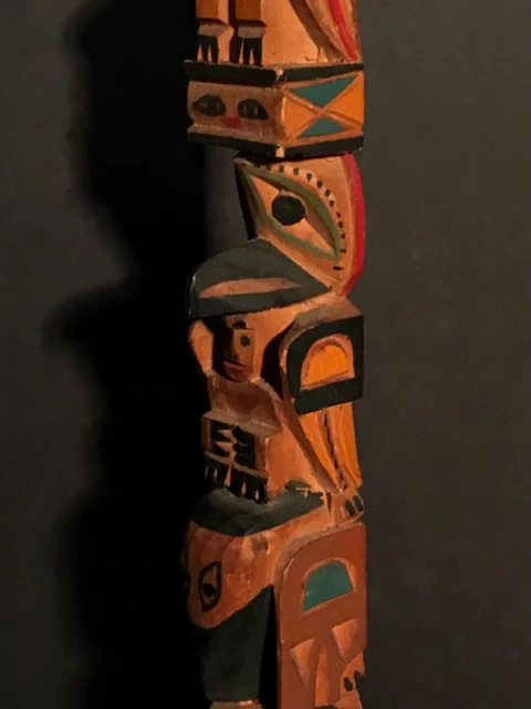 Outstanding Tlingit Nw Coast Totem Pole, Handcarved Cedar, Very Good, C1920, Nr! Outstanding Tlingit Nw Coast Totem Pole, Handcarved Cedar, Very Good, C1920, Nr!