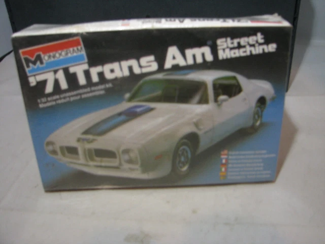 Vintage Snap-Tite Trans Am Street Machine 1/32 Scale Plastic Model Kit 2009 MIB! Vintage Snap-Tite Trans Am Street Machine 1/32 Scale Plastic Model Kit 2009 MIB!