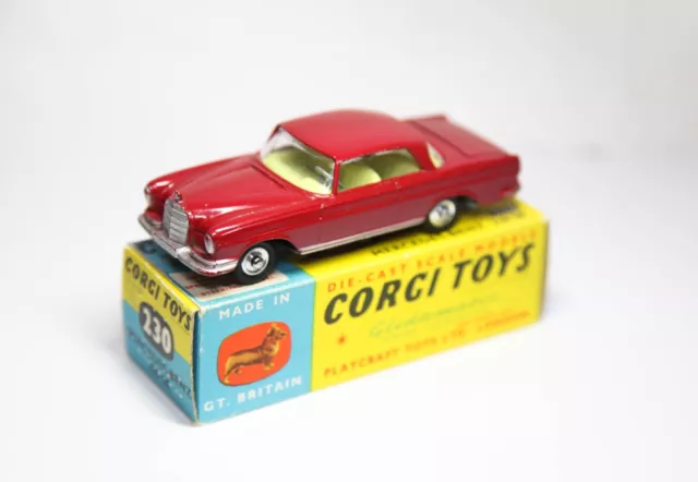 Corgi 230 Mercedes Benz 220 SE In Original Box - Near Mint Vintage RARE Braille