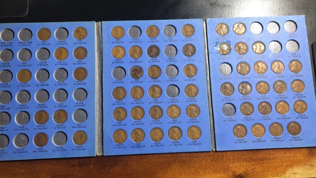 1924 Lincoln Head Wheat Head Penny Blue Book 1909-1940 with some semi key dates