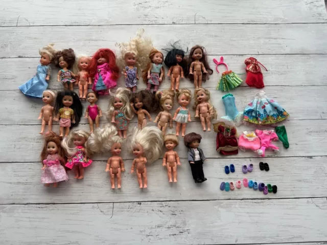 Kelly and Tommy doll lot of 21 Barbie Mattel with Clothes Shoes