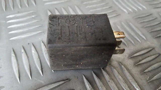 FOR Volkswagen Jetta OTROS RELÉS 321955531A 5WK1636 ES390836-51