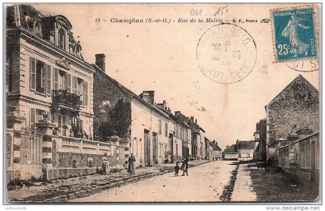 91 CHAMPLAN - rue de la mairie.