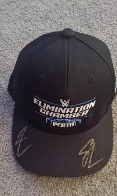 Signed Seth Rollins Becky Lynch WWE Elimination Chamber Perth Australia Hat