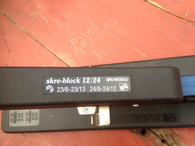 Agrafeuse professionelle Machine à agrafer les blocs SKREBBA skre-block 12/24 2
