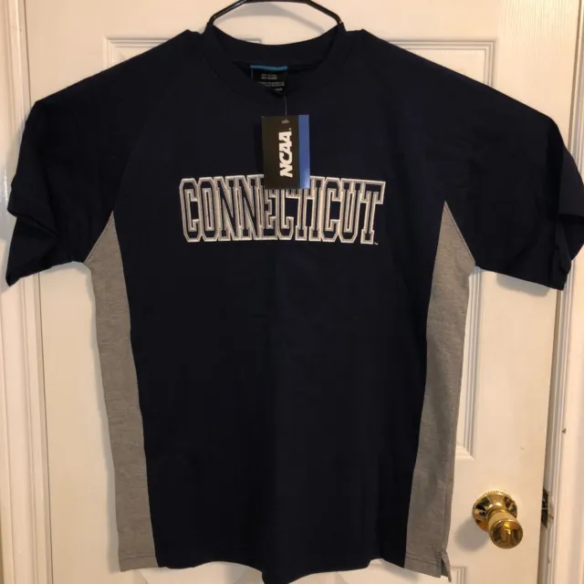 University of Connecticut T-shirt (Blue, gray and white, Large)