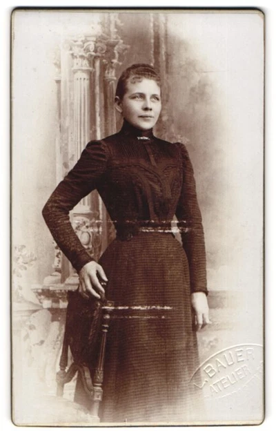 Photography L. Bauer, Vienna, Mölker Bastion 20, young lady in fashion dress