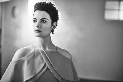 267 photo 10*15cm 4x6 INCH JAIMIE ALEXANDER 