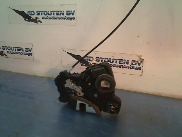 Actuateur De Serrure De Porte Avant Droite Pour Toyota Highlander 2001-2007 - Réf. 746-845