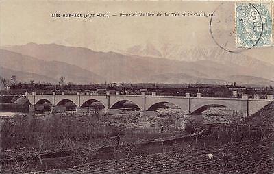 CPA 66 Ille-sur-tet deck and vallee de la tet and the mount Canigou (CPA enamelled rare