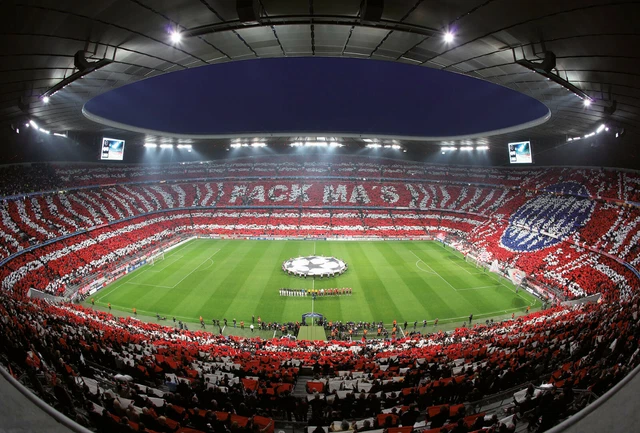 Vliesfototapete FCB-Stadion Bayern München Stadion Choreo Pack Mas 384x260cm XXL