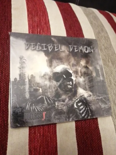 Dezibel Demon - Freigegebene Cd Neu Und Versiegelt