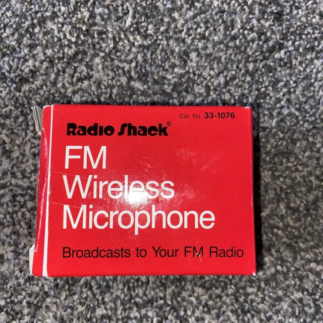 VINTAGE RADIO SHACK FM Wireless Microphone, model 331076. New. 19.99