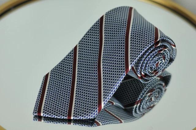 Jos. A. Bank Mens Tie Signature Blue Burgundy White Woven Silk Necktie 60 x 3.75