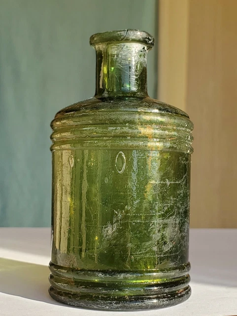 Inkwell 19th Century. GLASS INKWELL