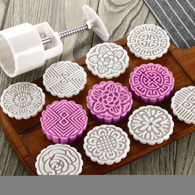 75g Mooncake Mold + 8 Flower Stamps DIY Baking Pastry Round Moon Cake Mould Tool