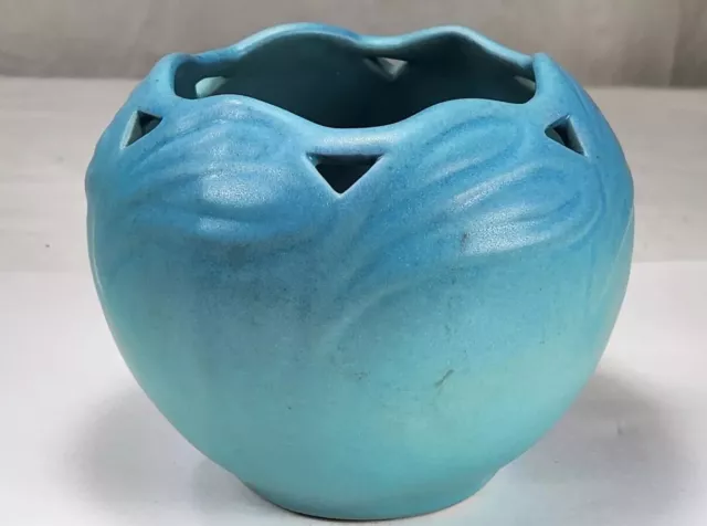 Vintage VAN BRIGGLE POTTERY Turquoise Blue Philodendron Leaf Bowl Vase 4" x 5"