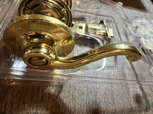 Schlage Bed/Bath Privacy Polished Brass Interior Door Handle Set Locking