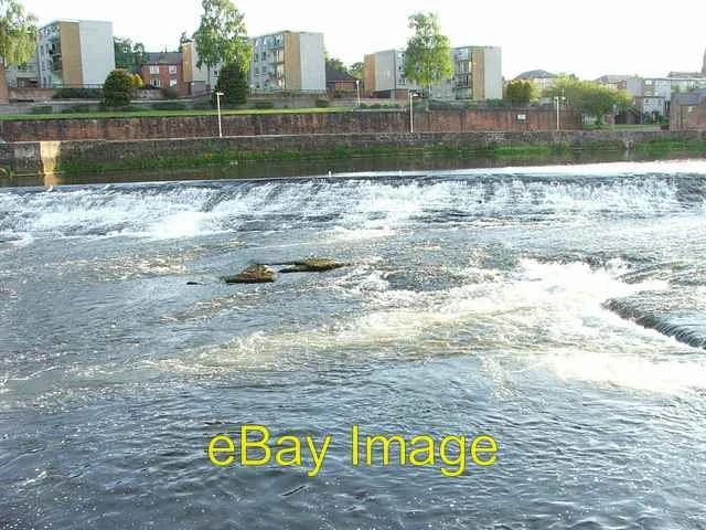 Photo 6x4 Weir on River Nith Dumfries Flowing through the city of Dumfrie c2006