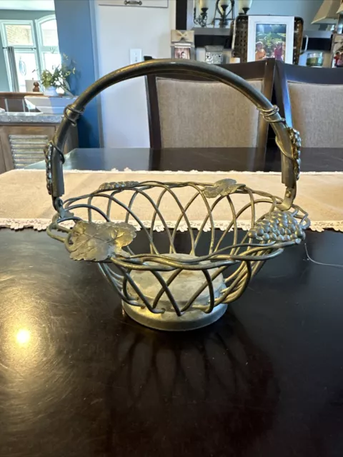 GODINGER Vintage Silver Plated Basket Folding Handle Grape Vine Wire Motif 7.5"