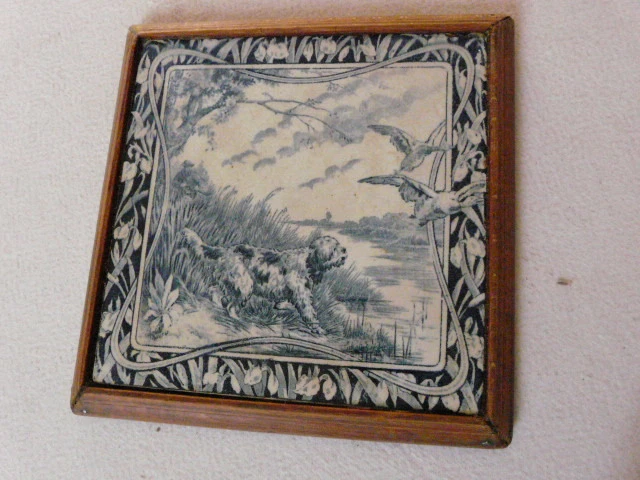 ANCIEN DESSOUS DE plat carreau en faience epoque 1900 EUR 20,00