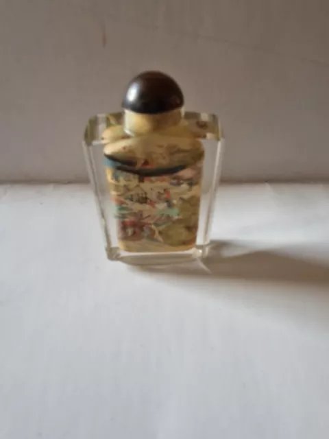 Chinese crystal inside painted snuff bottle