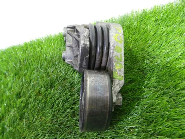 045903315A galet tendeur pour VOLKSWAGEN POLO 1.4 TDI 2001 2694966 2