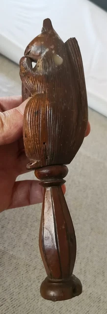 Vieux Casse-noix En Bois Sculpté - Tête Grotesque - Reproduction D'époque - Casse-noisette Décoratif