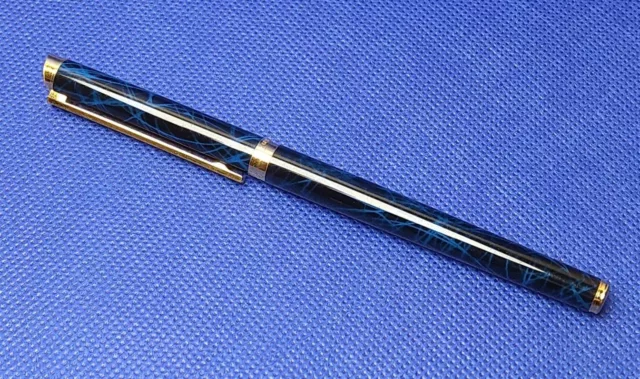 Boxed Dunhill Gemline Blue Marble Fountain Pen 14k / 14ct Yellow Gold Nib