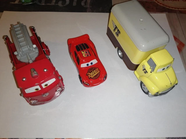 lot de  voitures cars disney pixar metal  d occasion
