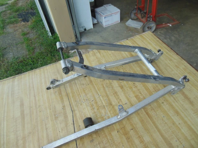 2005 Yamaha YZ250F STRAIGHT REAR BACK SUB FRAME SUBFRAME OEM