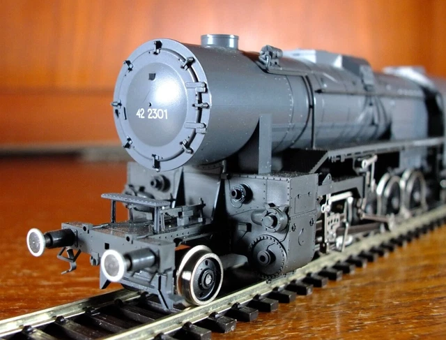 Jouet : Train LILIPUT locomotive avec tender HO : 10501 de la DRG BR05 001 + 10610 de la BBO série 214 10