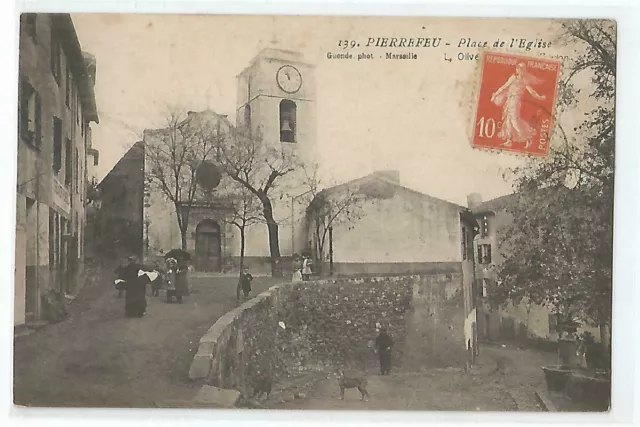 83  Pierrefeu  Place De L Eglise