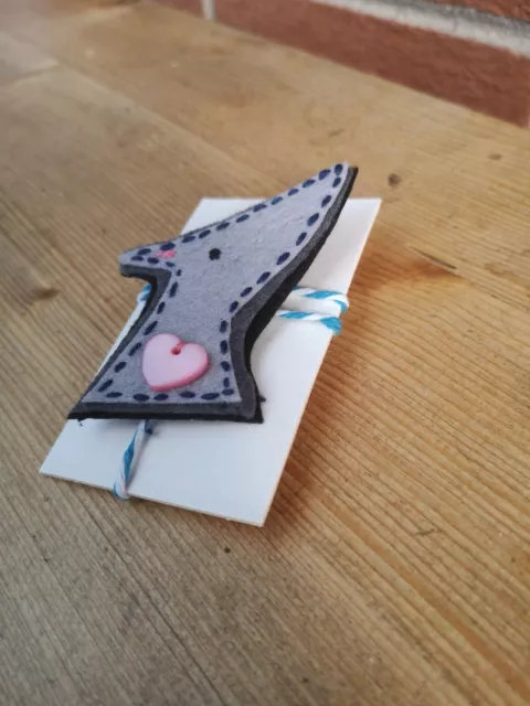 Greyhound dog handmade felt brooch pin. Greyhound lover gift. Lurcher whippet 3