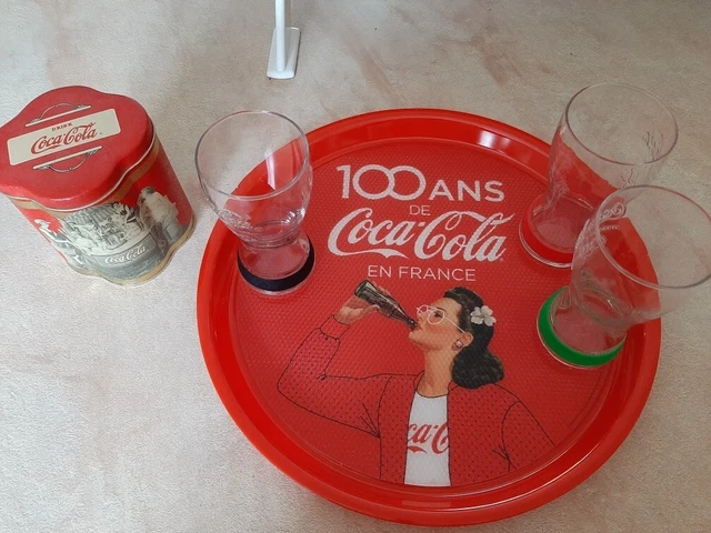 Boîte Métal Octogonale Coca-Cola 11 Cm X 11 Cm – 1989 – Originale – Occasion Propre