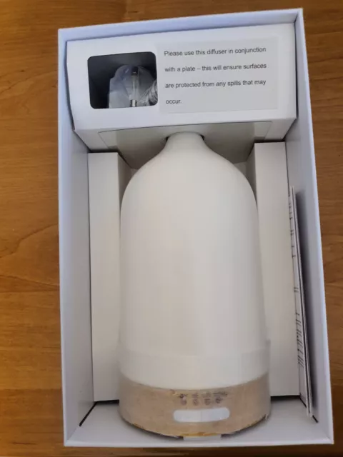 THE WHITE COMPANY BRAND NEW Electronic Diffuser RRP £70.00