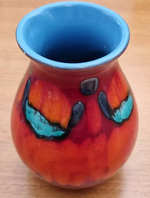Poole pottery vase. Volcano pattern.