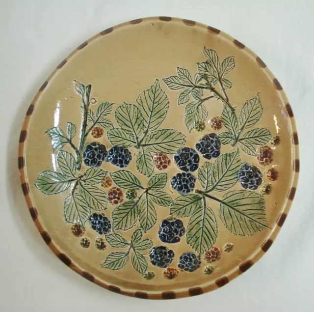 New Forest Pottery 6" Blackberry Plate Majolica Style UK