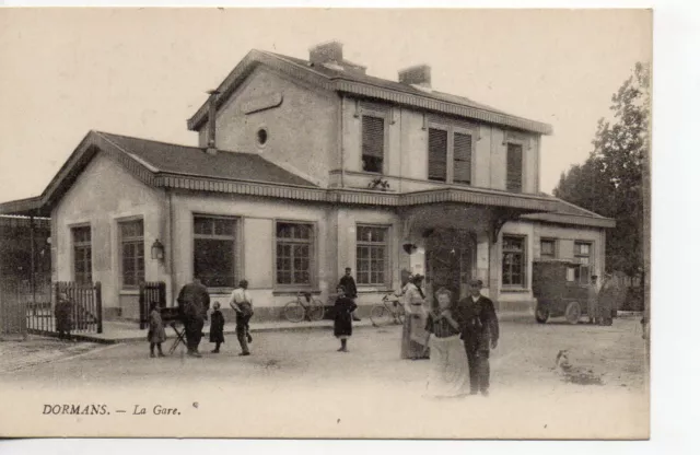 DORMANS - Marne - CPA 51 - vue exterieure de la gare -