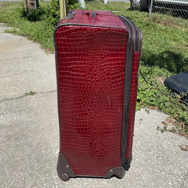 Samantha Brown Faux Croco Red Embossed Rolling Luggage Large Travel Bag 2