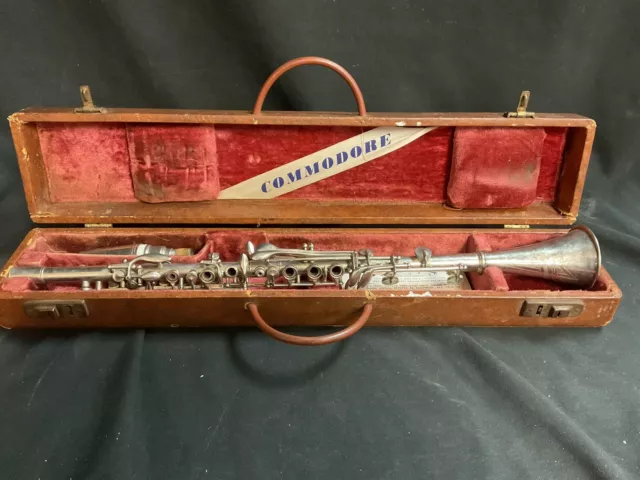 Commodore Metal Clarinet Serial 90367