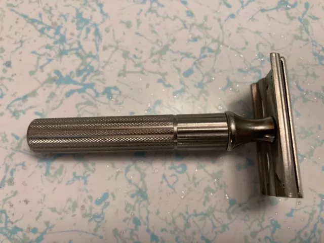 Vintage Gillette Fat Handle Tech DE Safety Razor Vintage Gillette Fat Handle Tech DE Safety Razor