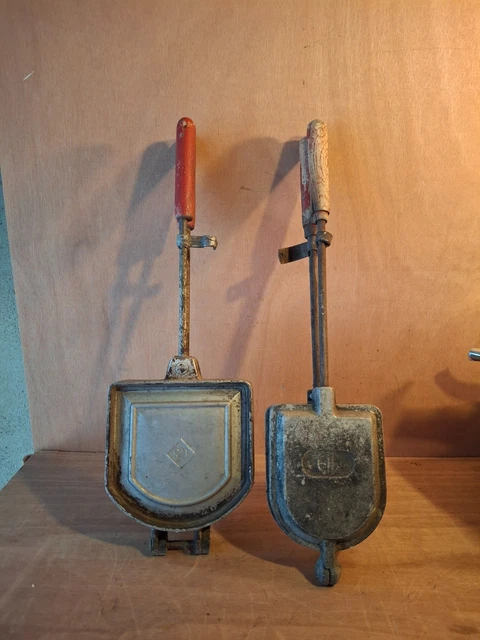 Moule à Gaufres Vintage L'Étoile - Aluminium Et Bois - Empreintes étoiles 8cm