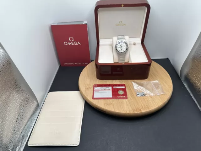 OMEGA CONSTELLATION CHRONOGRAPH  386.1201 Swiss quartz 37mm