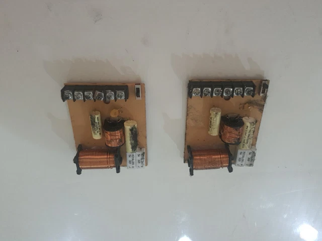 Morsettiera Con Crossover A 2 Vie Integrato Per Altoparlanti – 80W, 4-8 Ohm, 55x55 Mm, Ideale Per Sistemi Hi-Fi E Progetti Fai-da-te